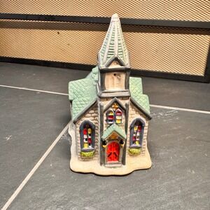 VTG Cobblestone‎ Corners 2002 Ceramic Church Village Christmas Decor Christmas